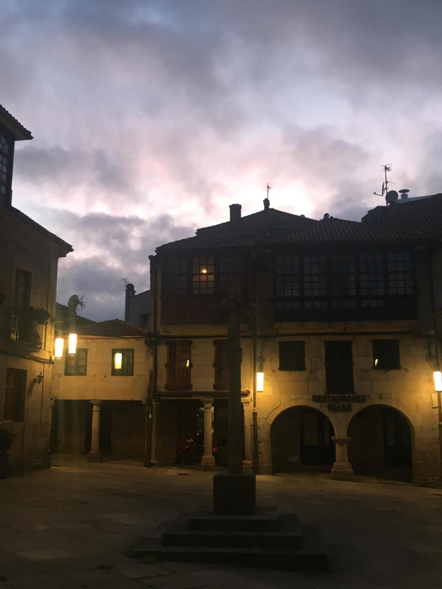 Casa Emblematica Rosarillo Plaza De La Lena Appartement Comarca de Comarca de Pontevedra Buitenkant foto